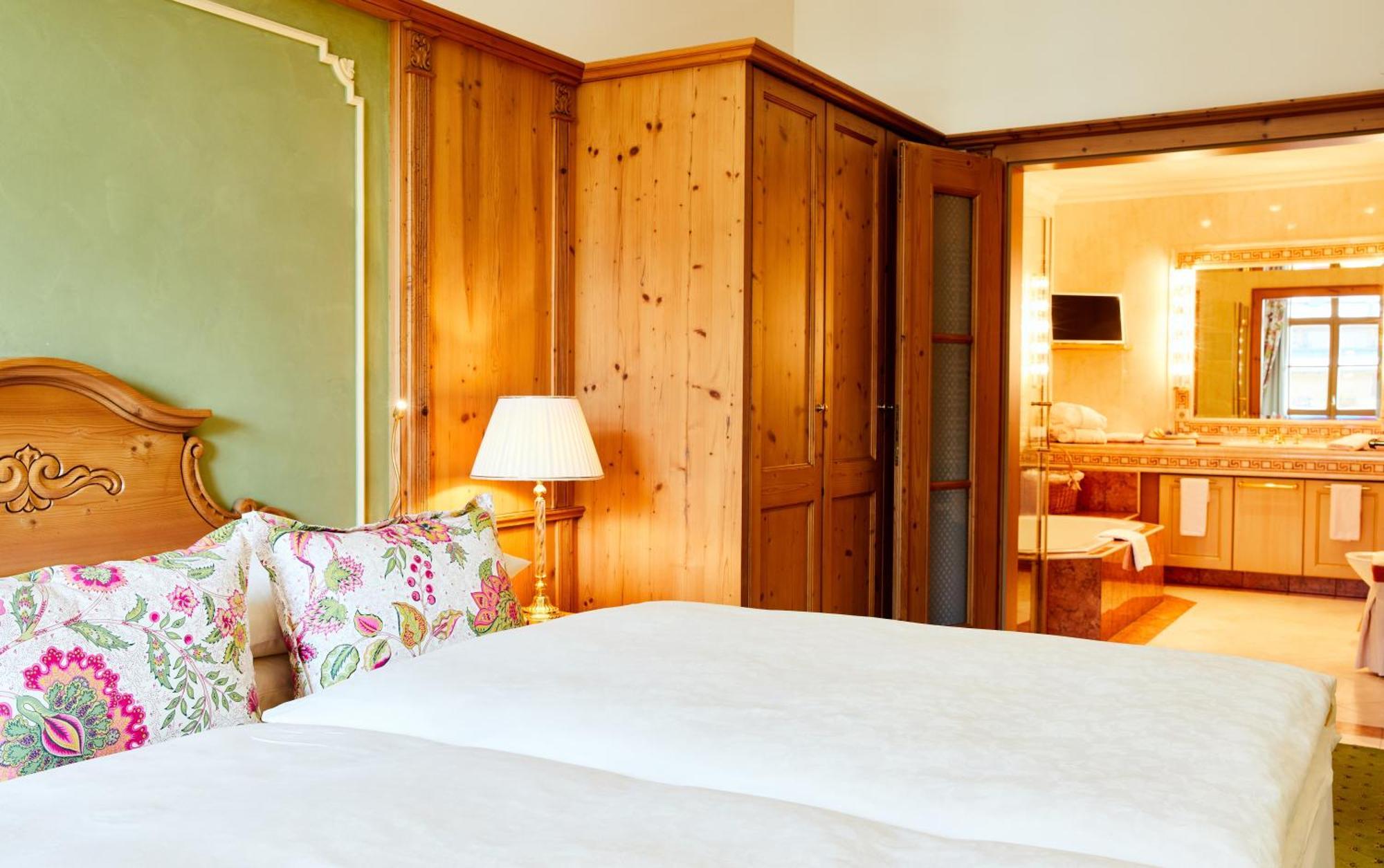 Salzburgerhof, Das 5-Sterne Hotel Von Цел ам Зее Екстериор снимка