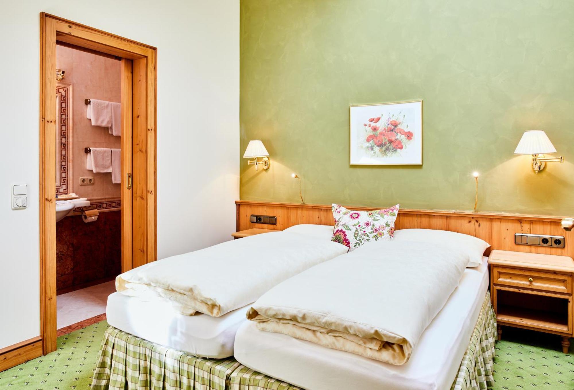 Salzburgerhof, Das 5-Sterne Hotel Von Цел ам Зее Екстериор снимка